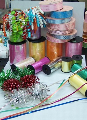 節(jié)慶用品與辦公用品 企業(yè)文化建設(shè)中的雙重奏